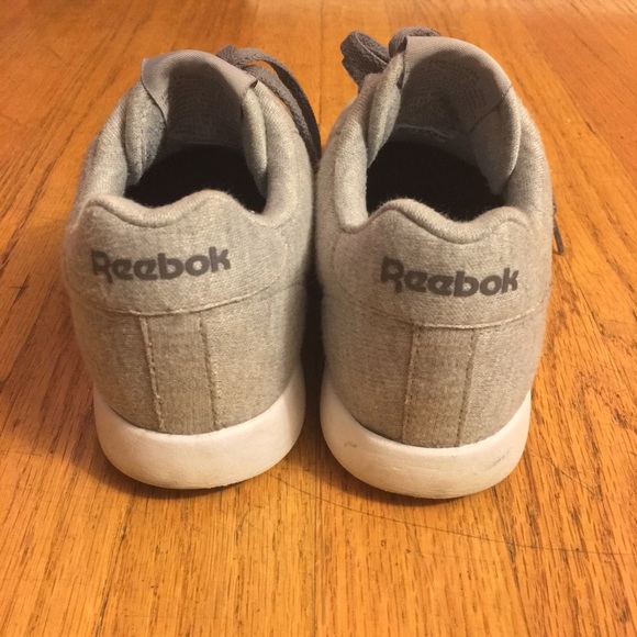 Women’s REEBOK Classics - Picture 4 of 7